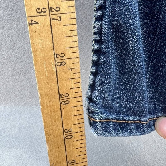 Silver Jean Co. Women's Suki Flare Jeans Size 32x32  Blue Embroidered Pockets - Picture 5 of 15